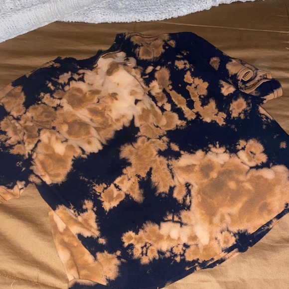 NIRVANA Tie-Dye T-Shirt crop - Black, Brown, and Yellow - Picture 2 of 2